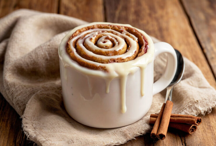 Cinnamon Roll Mug Cake Recipe