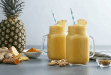 Pineapple Ginger Turmeric Smoothie Recipe